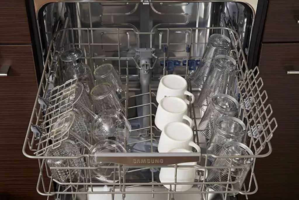 Не включается посудомоечная машина  Hisense
